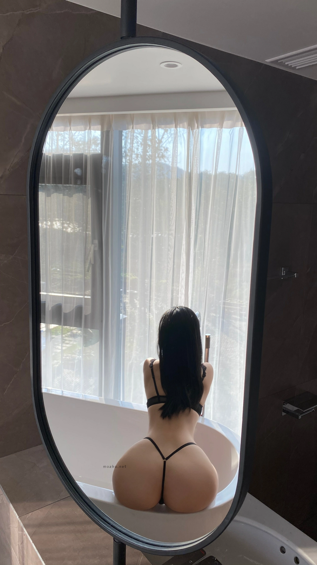 俏妞qiaoniuTT – 细绳丁字【6P】